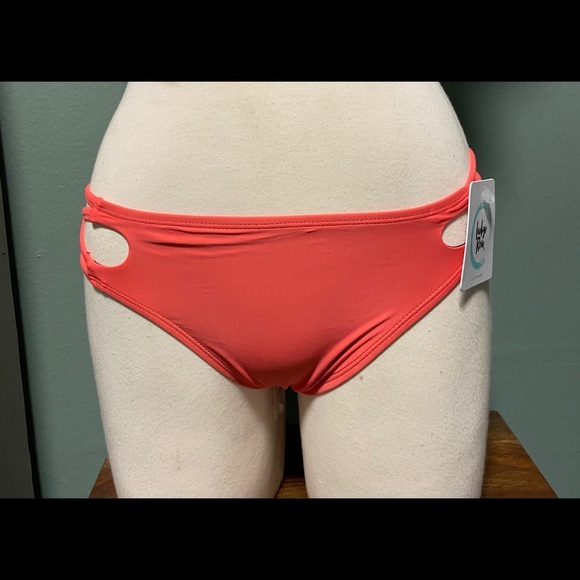 Indigo Rein sexy bikini swimsuit - Picture 7 of 9